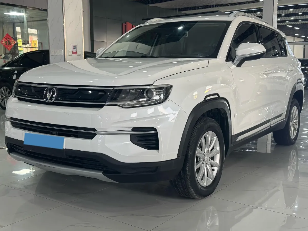 2019 ChangAn CS35 Plus 1.6L 128HP L4 6AT,autocango,china used car exporter,china ev exporter,chinese used car exporter,chinese used ev exporter