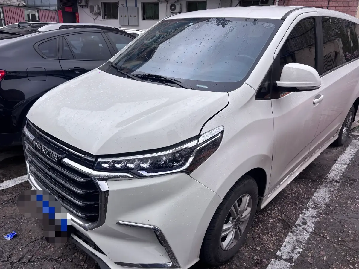 2023 MAXUS G20 2.0T 261HP L4 8AT