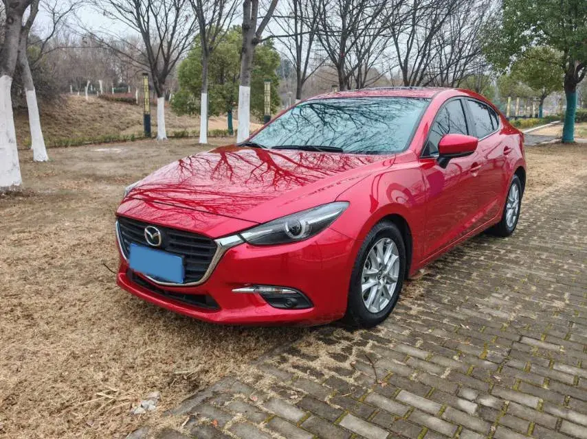 2017 Mazda 3 Axela 1.5L 117HP L4 6AT