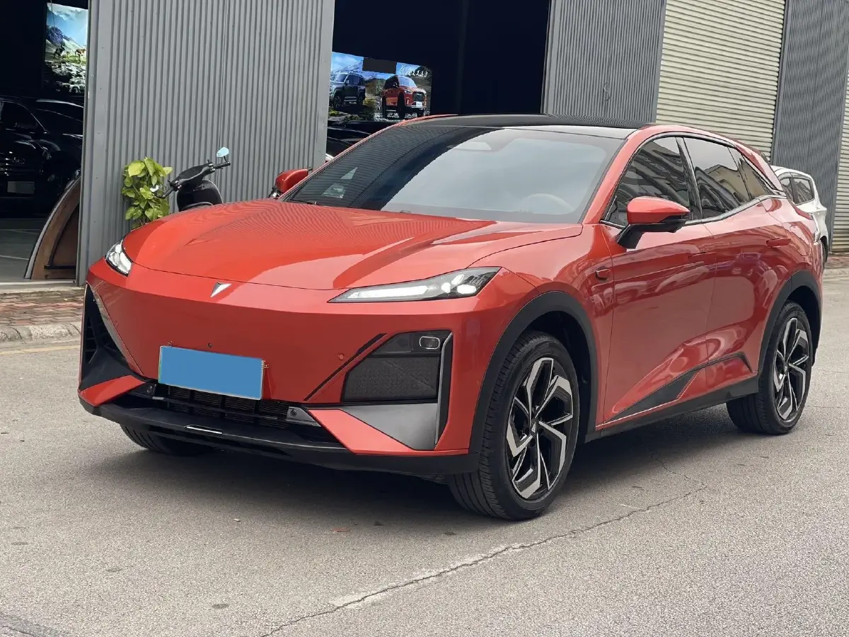 2024 JAC Refine RefineRF8 2.0T 253HP L4 8AT