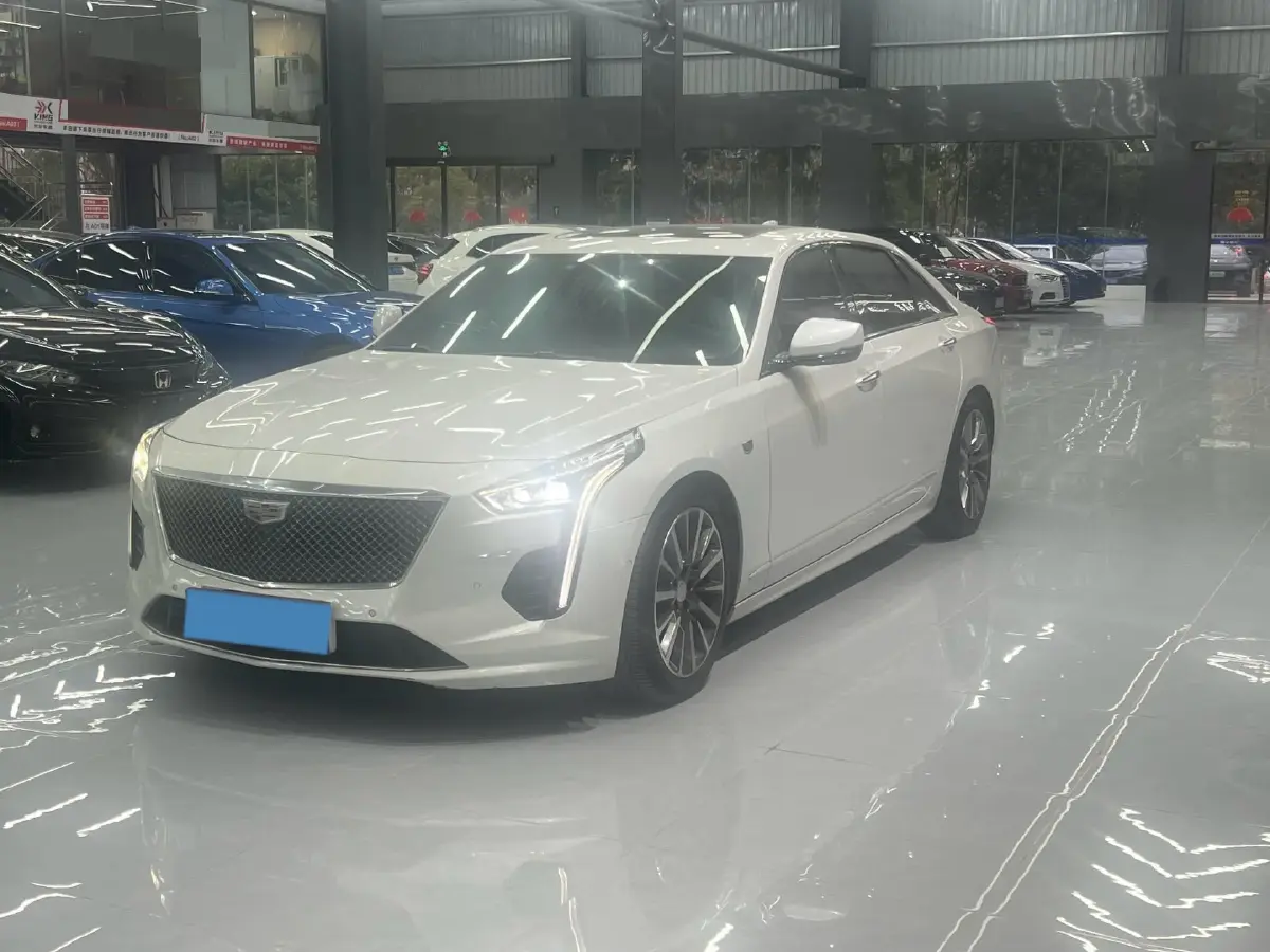 2019 Cadillac CT6 2.0T 241HP L4 10AT