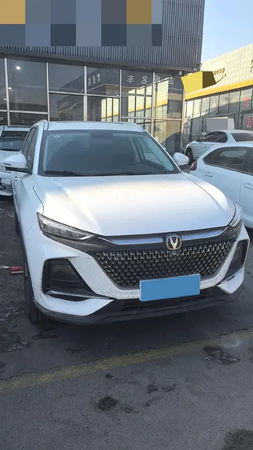 2024 ChangAn X7 PLUS 1.5T 188HP L4 7DCT,autocango,china used car exporter,china ev exporter,chinese used car exporter,chinese used ev exporter