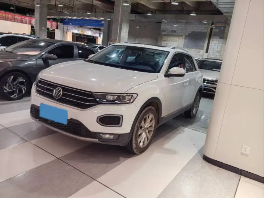 2022 Volkswagen T-Roc 1.4T 150HP L4 7DCT