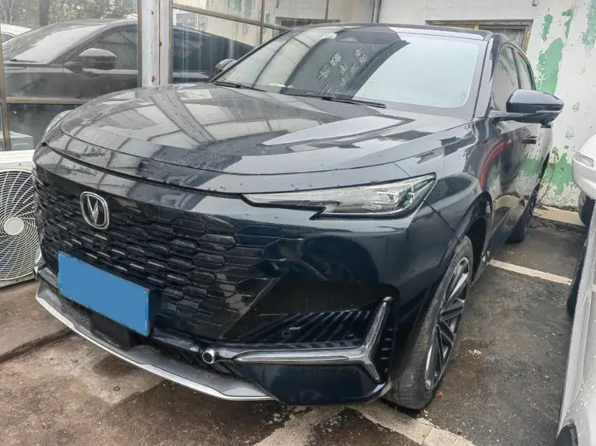 2021 ChangAn UNI-K 2.0T 233HP L4 8AT