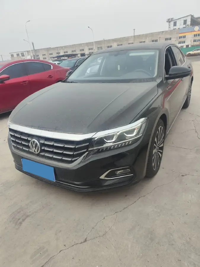 2020 Volkswagen Passat 2.0T 186HP L4 7DCT