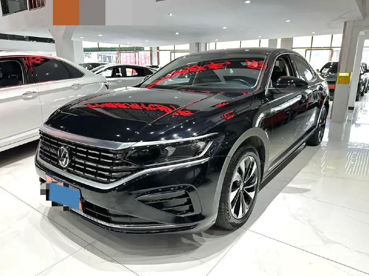 2023 Volkswagen Passat 2.0T 186HP L4 7DCT
