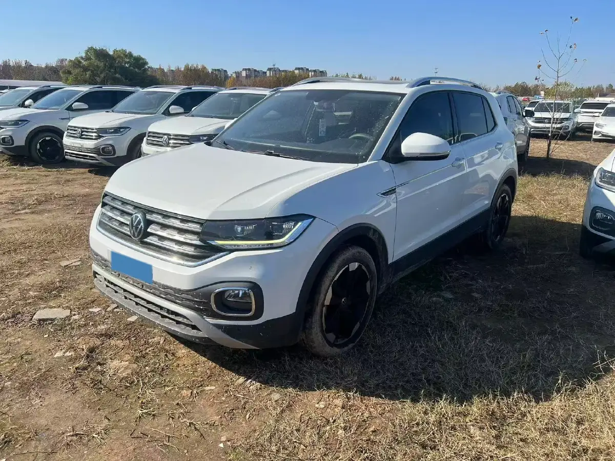 2023 Volkswagen Tacqua 1.2T 116HP L4 7DCT