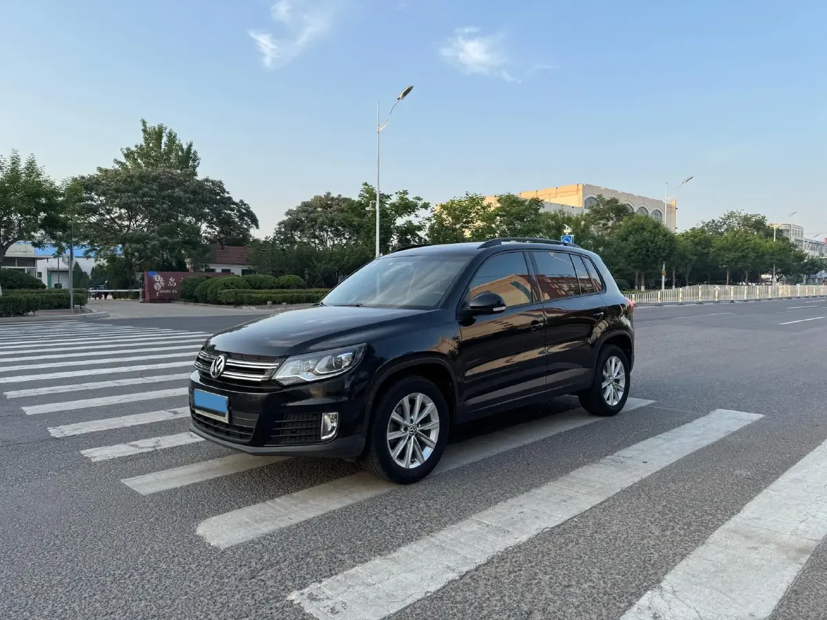 2016 Volkswagen Touran 1.4T 150HP L4 7DCT