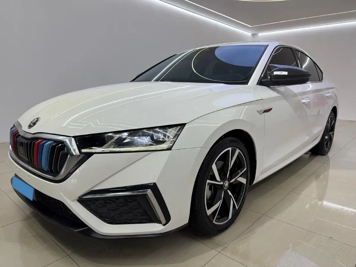 2021 Skoda Octavia 1.4T 150HP L4 7DCT