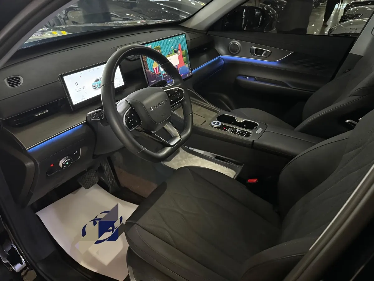 2025 Chery Tiggo 8 Plus 1.6T 197HP L4 7DCT,autocango,china used car exporter,china ev exporter,chinese used car exporter,chinese used ev exporter