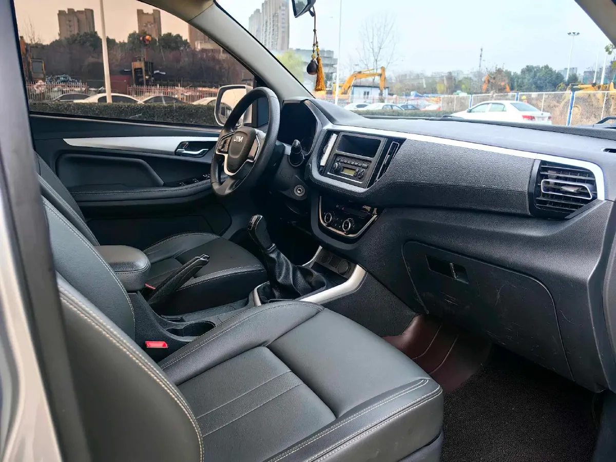 2020 ChangAn Kaicene KaiCheng F70 2.4T 218HP L4 6MT,autocango,china used car exporter,china ev exporter,chinese used car exporter,chinese used ev exporter