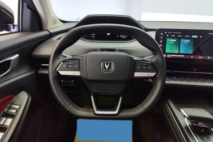 2022 ChangAn CS55 Plus 1.5T 188HP L4 7DCT,autocango,china used car exporter,china ev exporter,chinese used car exporter,chinese used ev exporter