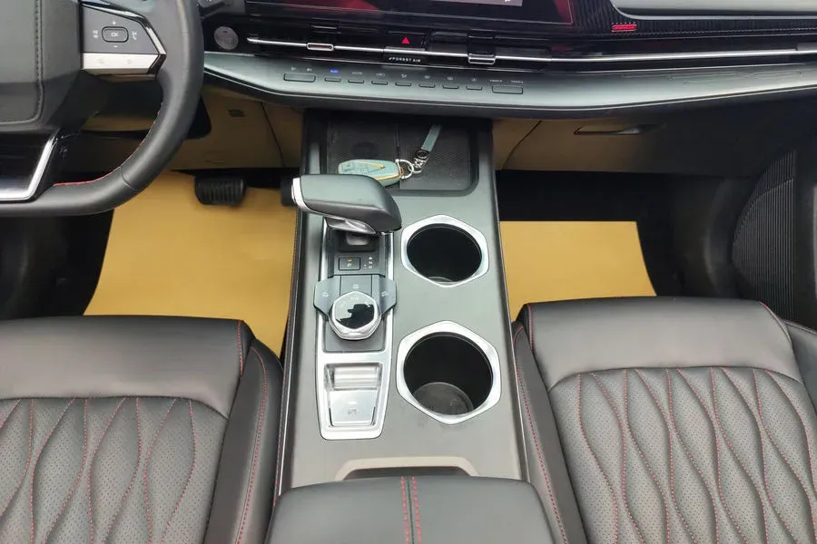 2022 ChangAn CS55 Plus 1.5T 188HP L4 7DCT,autocango,china used car exporter,china ev exporter,chinese used car exporter,chinese used ev exporter