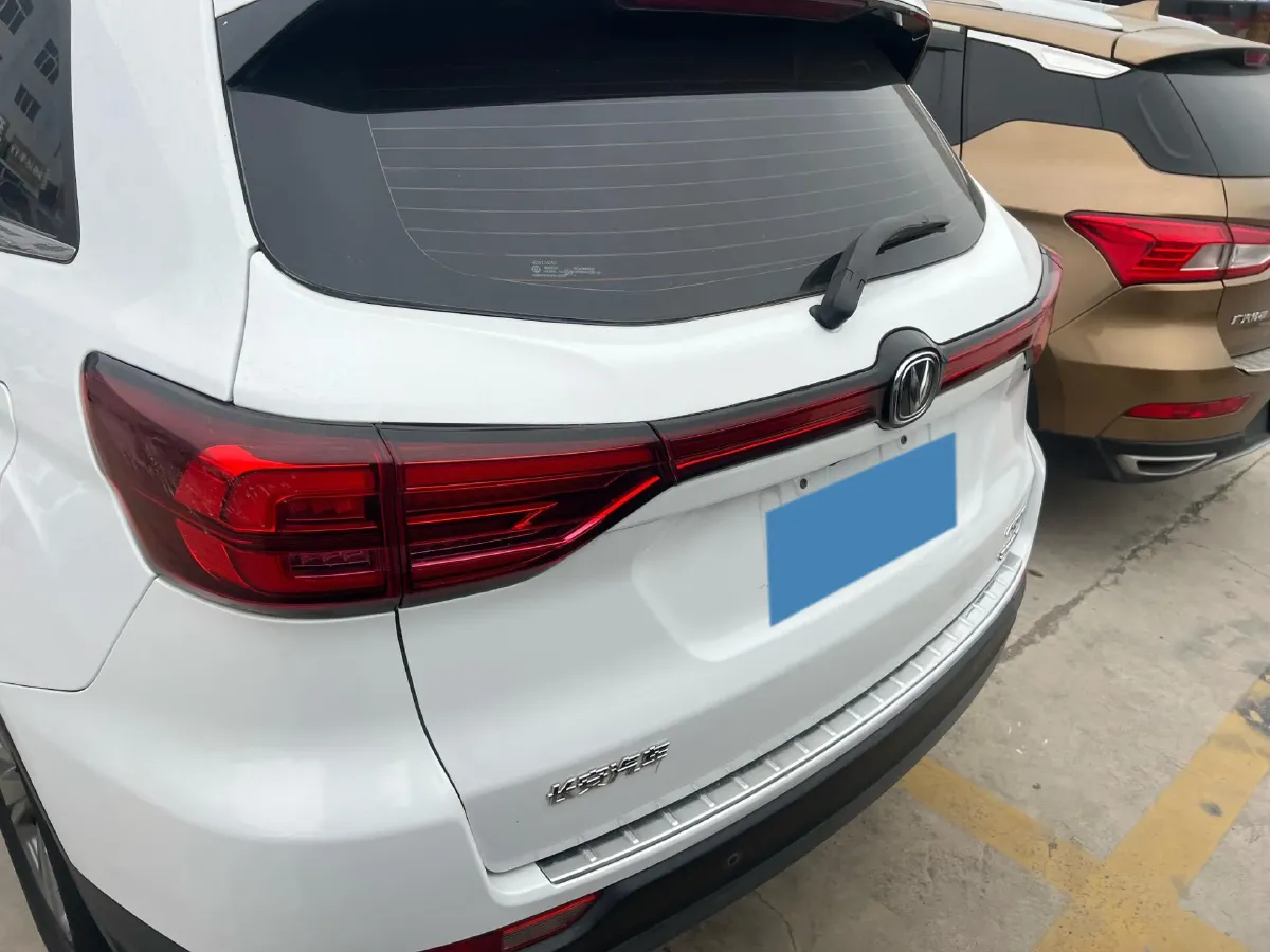 2020 ChangAn CS75 1.5T 178HP L4 7DCT,autocango,china used car exporter,china ev exporter,chinese used car exporter,chinese used ev exporter