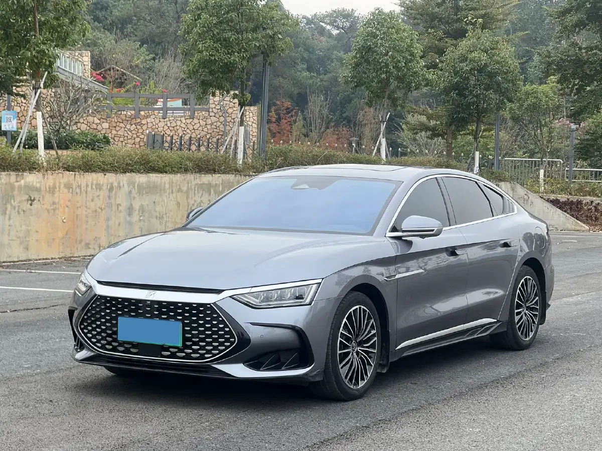 2022 Volkswagen Tiguan L 2.0T 186HP L4 7DCT