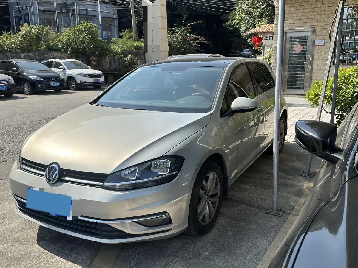 2018 Volkswagen Golf 1.4T 131HP L4 7DCT