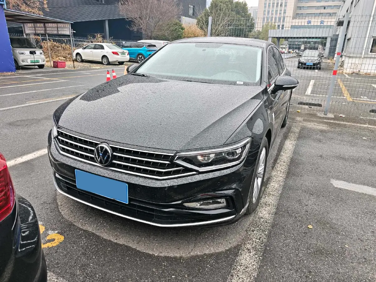 2025 Volkswagen Magotan 1.4T 150HP L4 7DCT