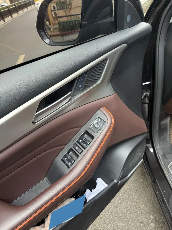 2021 Haval F7 1.5T 169HP L4 7DCT,autocango,china used car exporter,china ev exporter,chinese used car exporter,chinese used ev exporter