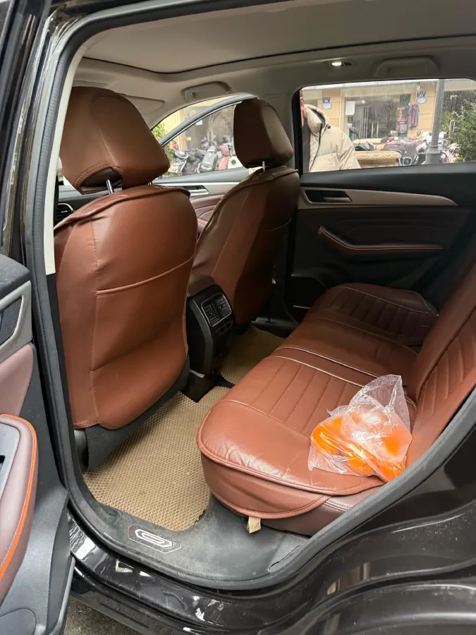 2021 Haval F7 1.5T 169HP L4 7DCT,autocango,china used car exporter,china ev exporter,chinese used car exporter,chinese used ev exporter