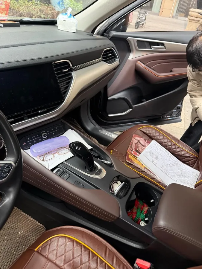 2021 Haval F7 1.5T 169HP L4 7DCT,autocango,china used car exporter,china ev exporter,chinese used car exporter,chinese used ev exporter