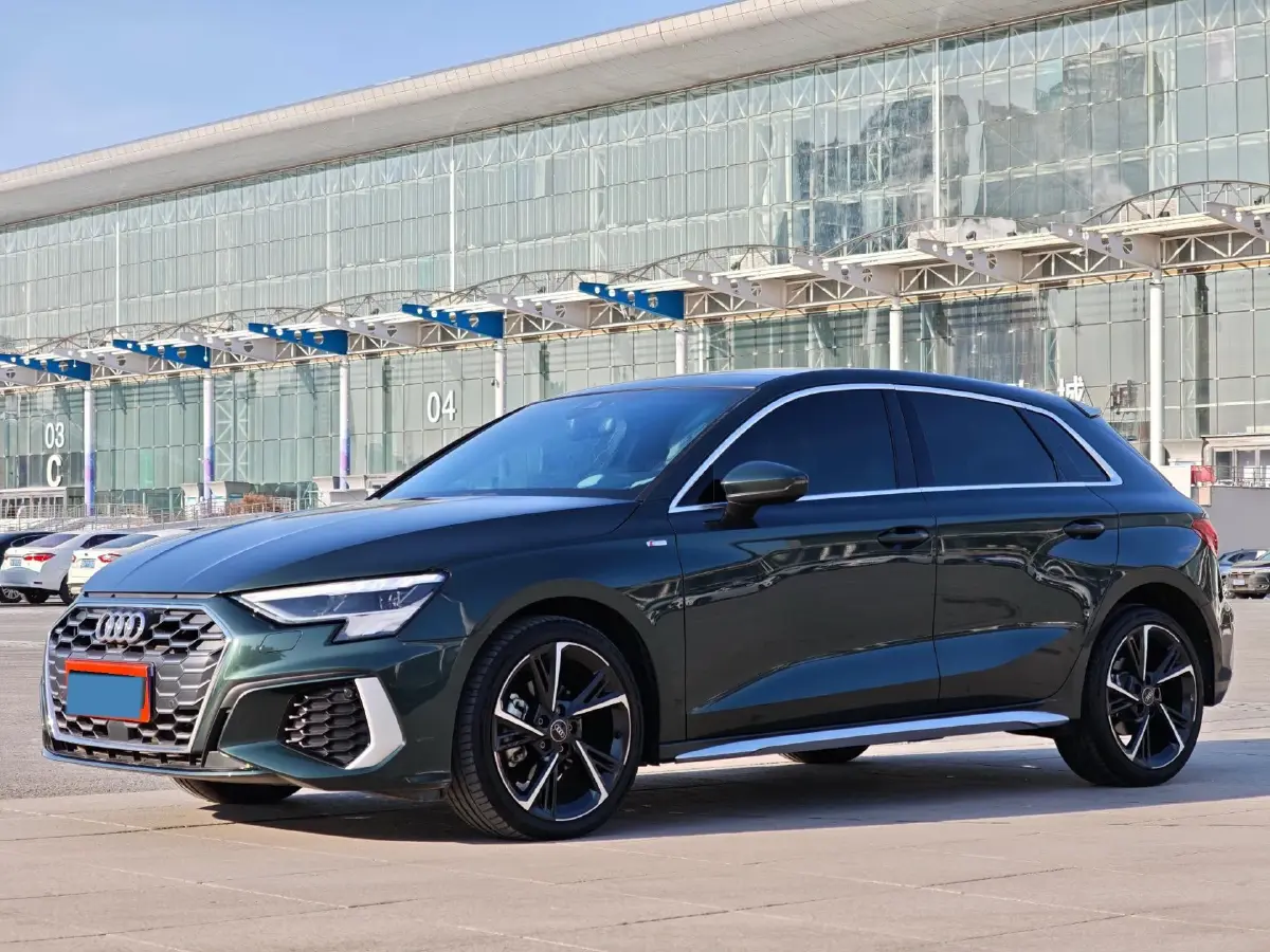 2022 Audi A3 1.4T 150HP L4 7DCT