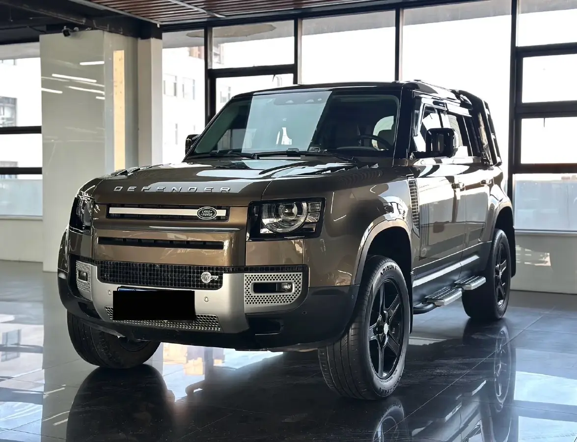 2020 Land Rover Defender 3.0T 400HP L6 8AT