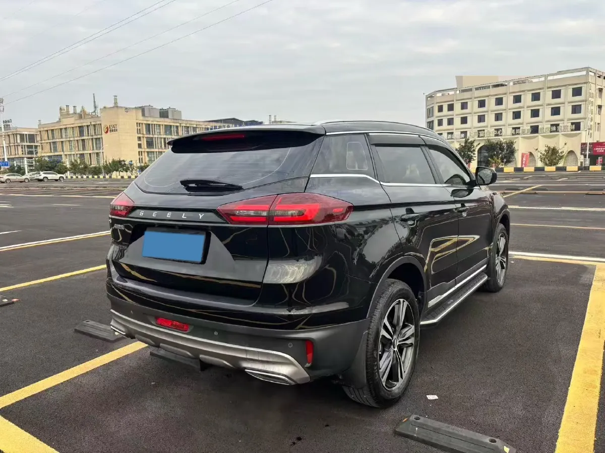 2022 Geely Azkarra 1.8T 184HP L4 7DCT,autocango,china used car exporter,china ev exporter,chinese used car exporter,chinese used ev exporter