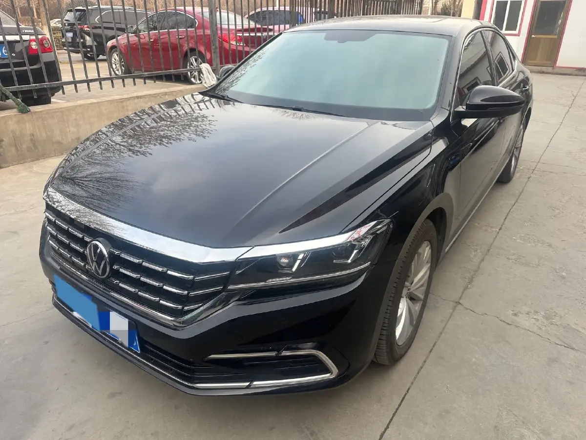 2021 Volkswagen Passat 2.0T 186HP L4 7DCT