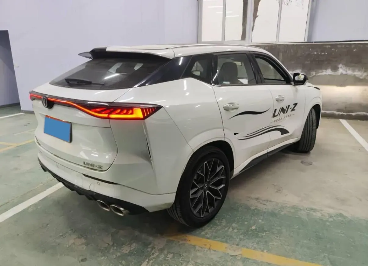 2025 ChangAn UNI-Z 1.5T 188HP L4 7DCT,autocango,china used car exporter,china ev exporter,chinese used car exporter,chinese used ev exporter