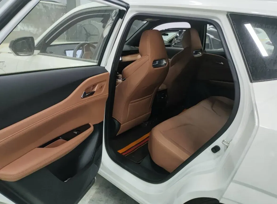 2025 ChangAn UNI-Z 1.5T 188HP L4 7DCT,autocango,china used car exporter,china ev exporter,chinese used car exporter,chinese used ev exporter