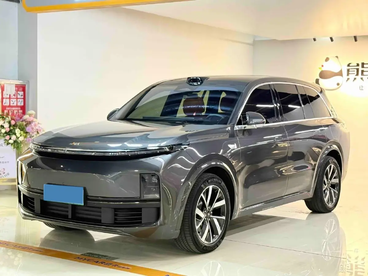 2023 Li L8 Range Extended 154HP REEV 40.9KWH