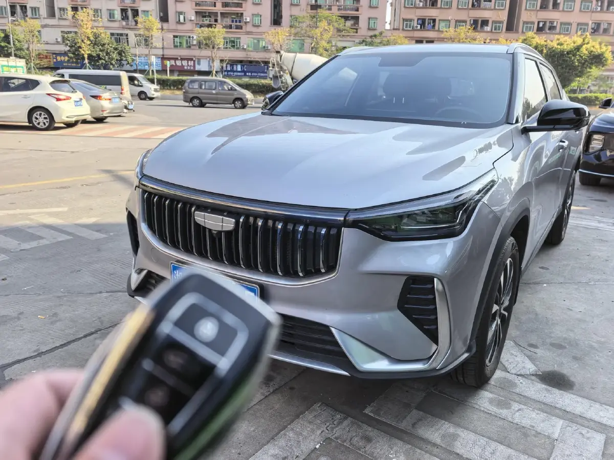 2026 Geely Azkarra 1.5T 181HP L4 7DCT