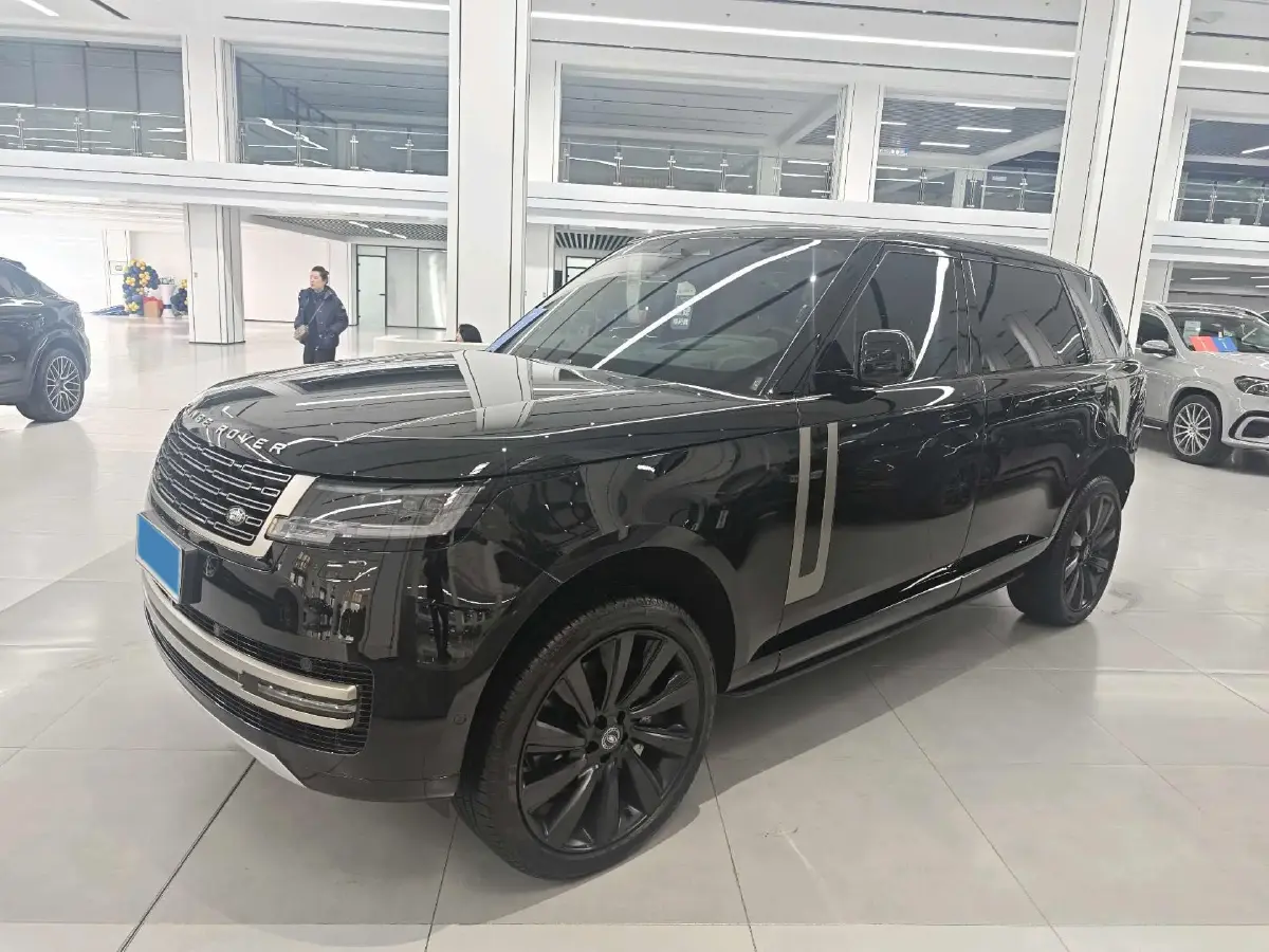2023 Land Rover Range Rover 3.0T 360HP L6 8AT