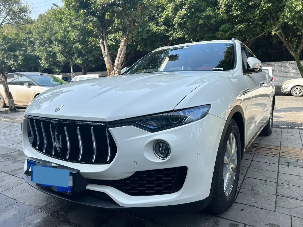 2018 Maserati Levante 3.0T 350HP V6 8AT