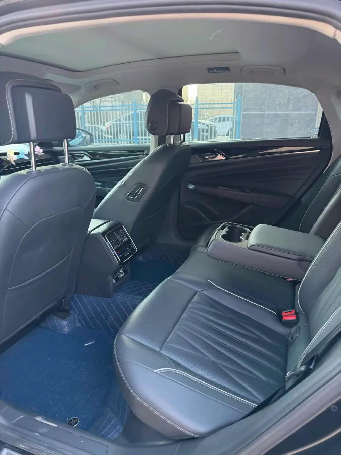 2022 Xpeng P7 BEV 60.2KWH,autocango,china used car exporter,china ev exporter,chinese used car exporter,chinese used ev exporter