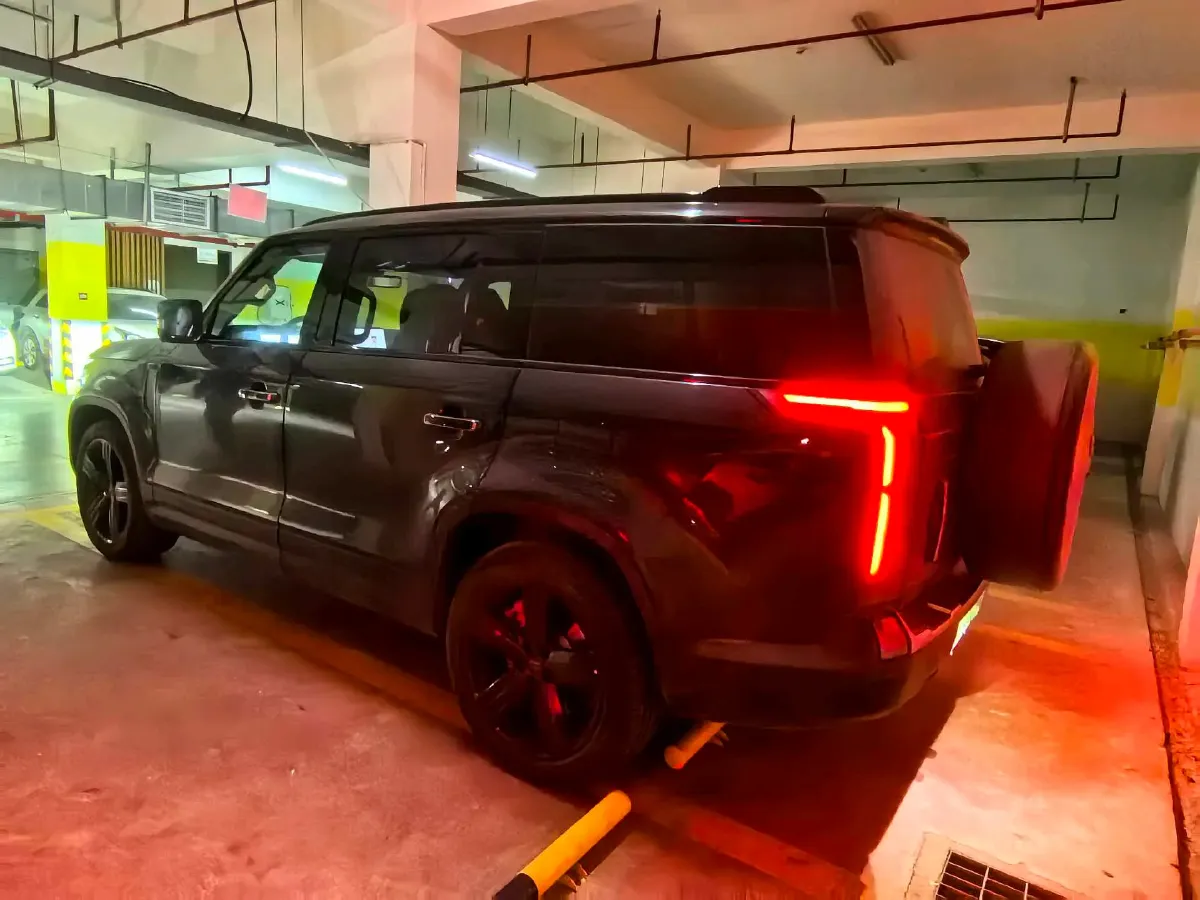 2023 ROX 01 1.5T 152HP L4 REEV 56.01KWH,autocango,china used car exporter,china ev exporter,chinese used car exporter,chinese used ev exporter