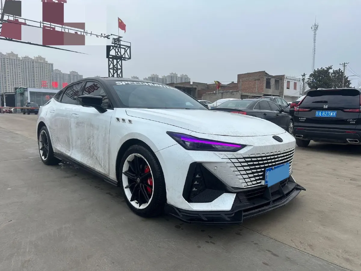 2022 ChangAn UNI-V 1.5T 188HP L4 7DCT,autocango,china used car exporter,china ev exporter,chinese used car exporter,chinese used ev exporter