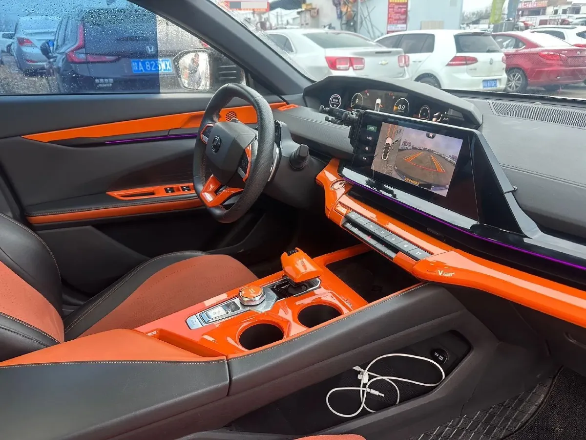 2022 ChangAn UNI-V 1.5T 188HP L4 7DCT,autocango,china used car exporter,china ev exporter,chinese used car exporter,chinese used ev exporter