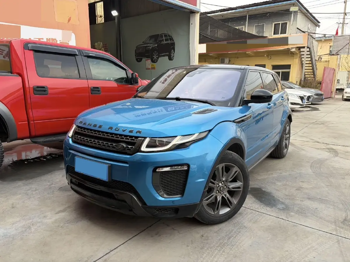 2018 Land Rover Range Rover Evoque 2.0T 241HP L4 9AT