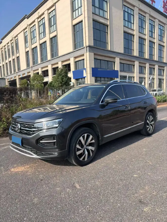 2019 Jeep Cherokee 2.0T 234HP L4 9AT