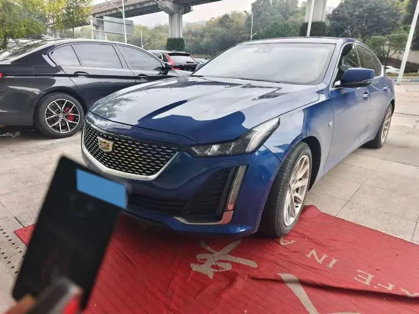 2020 Cadillac CT5 2.0T 241HP L4 10AT