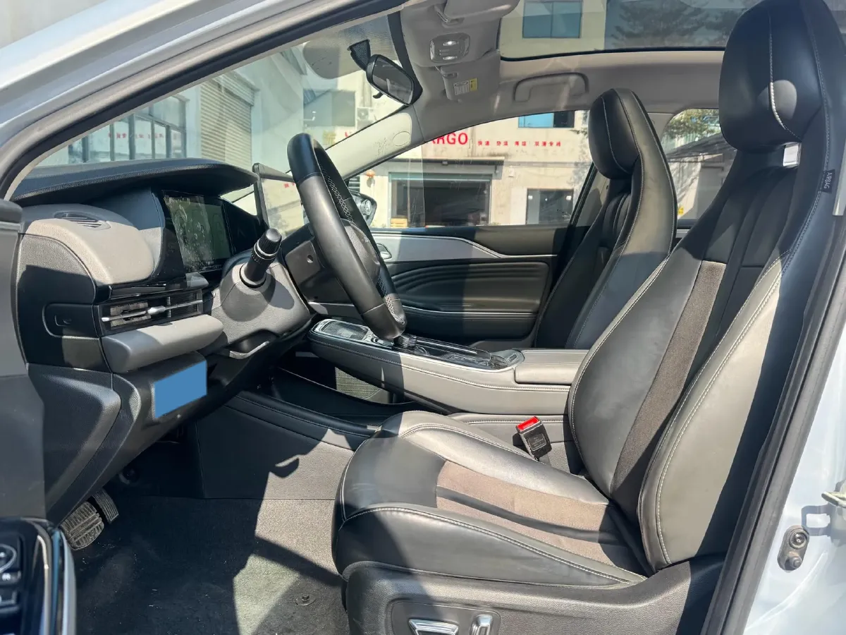 2022 ChangAn Oshan Z6 1.5T 170HP L4 6TCT PHEV 28.4KWH,autocango,china used car exporter,china ev exporter,chinese used car exporter,chinese used ev exporter