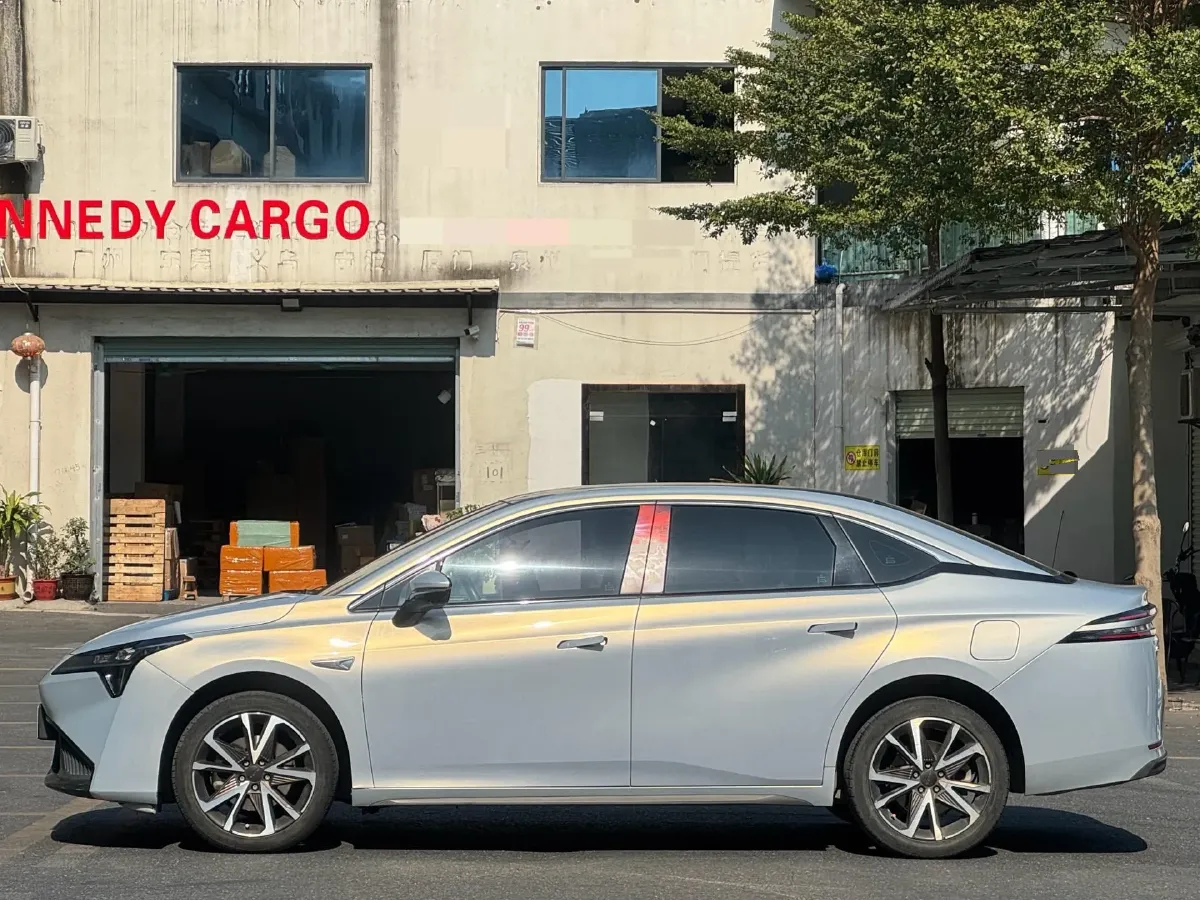 2022 ChangAn Oshan Z6 1.5T 170HP L4 6TCT PHEV 28.4KWH,autocango,china used car exporter,china ev exporter,chinese used car exporter,chinese used ev exporter