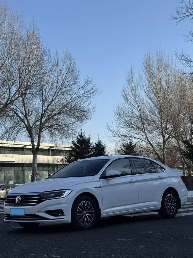 2020 Volkswagen Sagitar 1.4T 150HP L4 7DCT
