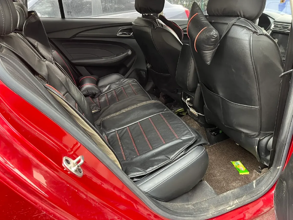 2019 Roewe i5 1.5L 120HP L4 CVT,autocango,china used car exporter,china ev exporter,chinese used car exporter,chinese used ev exporter