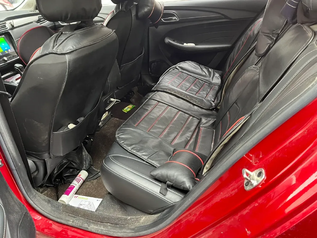 2019 Roewe i5 1.5L 120HP L4 CVT,autocango,china used car exporter,china ev exporter,chinese used car exporter,chinese used ev exporter