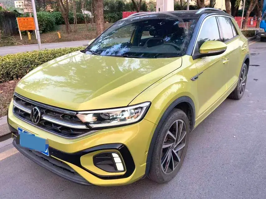 2023 Volkswagen T-Roc 1.5T 160HP L4 7DCT