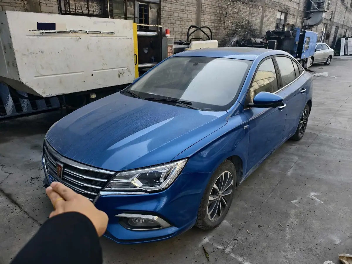 2020 Roewe i5 1.5L 120HP L4 CVT