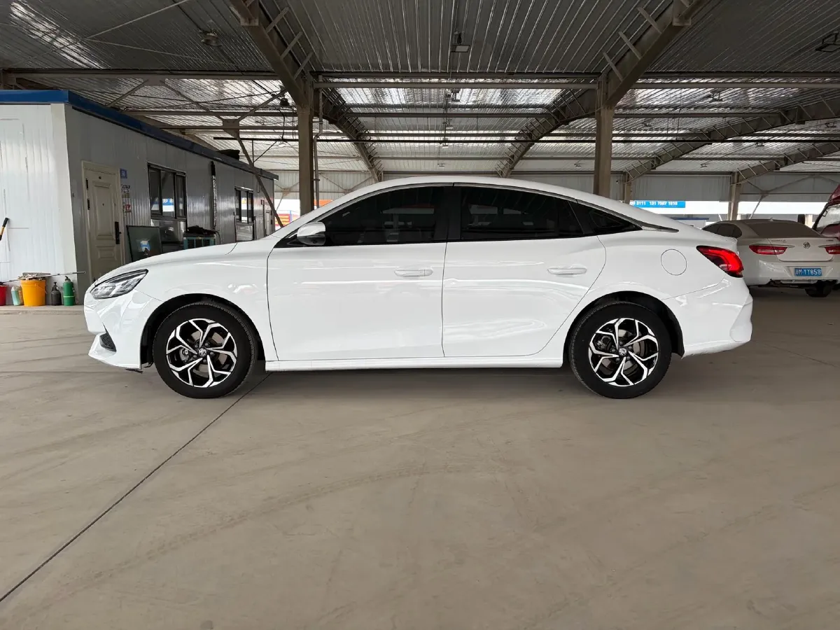 2021 MG 5 1.5L 120HP L4 CVT,autocango,china used car exporter,china ev exporter,chinese used car exporter,chinese used ev exporter