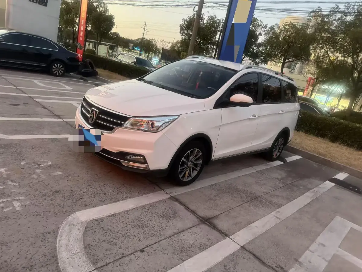 2019 BaoJun 730 1.5T 151HP L4 CVT